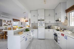 Protaras Nisia Seaside Villa