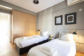3 Bedroom apt in Athens With Acropolis View