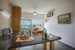 Lordos Sunshore Beachfront Suite