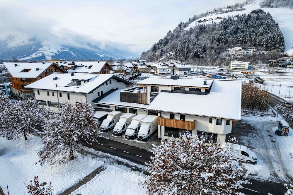 Tevini Alpine Apartments - Glocknerblick