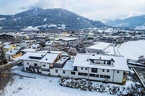 Tevini Alpine Apartments - Glocknerblick