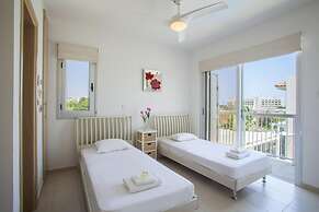 Villa Posidonas 3 in Protaras