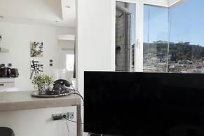 3 Bdrm Luxury Apt Incredible Acropolis View