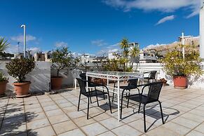 Modern - Vintage Apartment by Acropolis Museum