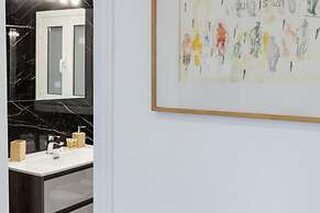 Beautiful 2 Bdrm apt in Athens