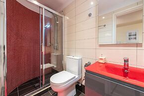 An Impressive 2 bdr Apt in Glyfada ren June 2026