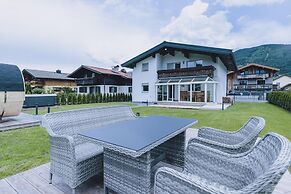 Spa Chalet - Garden Lodge