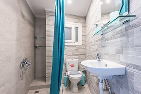 Sweet and Central apt for 2 Fresh Paint feb 2024