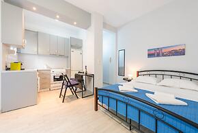 Sweet and Central apt for 2 Fresh Paint feb 2024