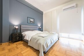 Kallirrois 77 in Athens