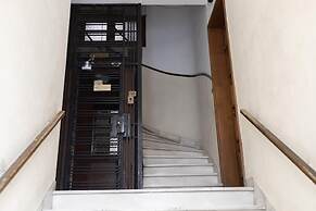 Ideal 4 bdr Apartment in Plaka for 10