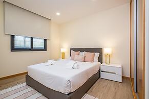 Canhas Residence I by Homie