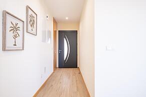 Canhas Residence I by Homie