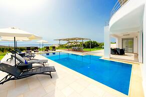 Luxury Villa Stella With Private Swimming Pool