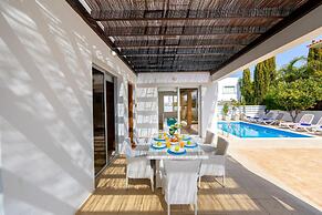 Protaras Sapphire Seaside Villa