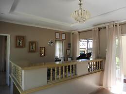 2 Bed Apartment With Ensuite Kitchenette- 2071
