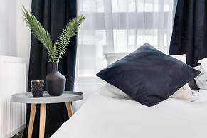 Modern Apartment Close to the Old Town