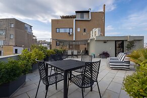 Superb Central Athens Suite With Rooftop Perfect for 5 Guests 85sqm