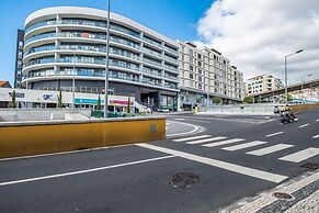 Urban Paradise I by Homie