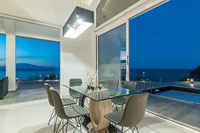 Luxury Villa Cavo Mare Meltemi With Private Pool Jacuzzi