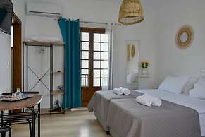 Eva Studios 11 in Agia Pelagia