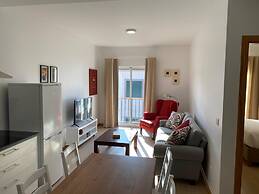 Ribeira das Casas Apt 3E by Homie