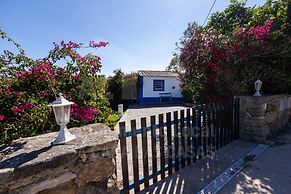 Casa Azul da Relva by Acasadascasas