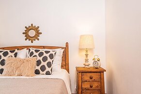 Ivy Cottage by Homie