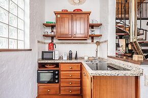 Ivy Cottage by Homie