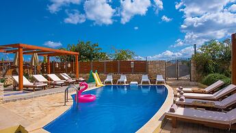 Sunshine Villa