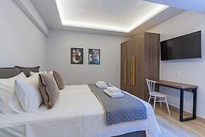 Villa Onyx - With Private Heated Pool