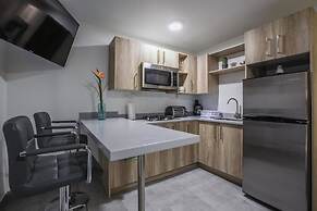 Turibana Plaza Suite 8