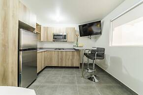 Turibana Plaza Suite 8