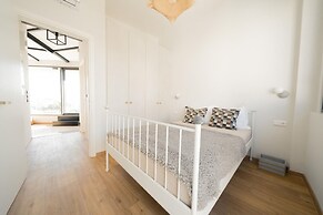 Sky Apartment in Dafni