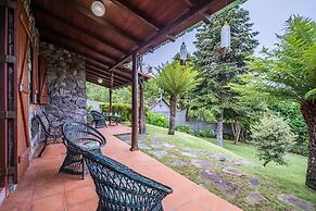 Villa Achada da Mouca by Homie