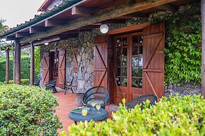 Villa Achada da Mouca by Homie