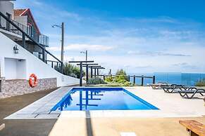 Ocean Panorama Apartment 2 by Homie