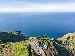Ocean Panorama House by Homie