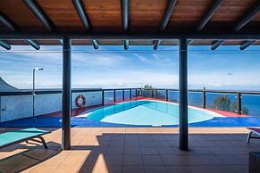 Ocean Panorama House by Homie