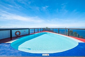 Ocean Panorama House by Homie