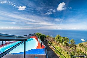 Ocean Panorama House by Homie