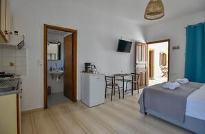 Eva Studios 10 in Agia Pelagia