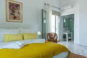 Villa Prima - With Private Heated Pool