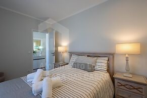 Ribas Apartment by Acasadascasas