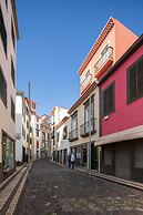 Ribeira das Casas Apt 1A by Homie