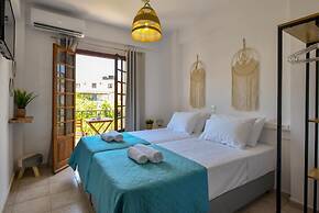 Apartments for 4 1st Floor