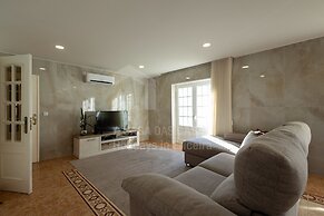 Moinho D Ouro Residence by Acasadascasas