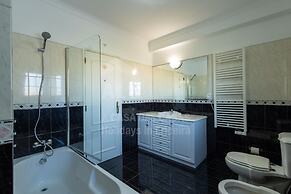 Moinho D Ouro Residence by Acasadascasas