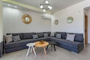 Luxurious Villa Micha - With 150m Pool