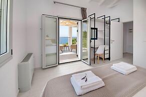 Tania Villa - Elegant 4 BR Villa With Private Pool